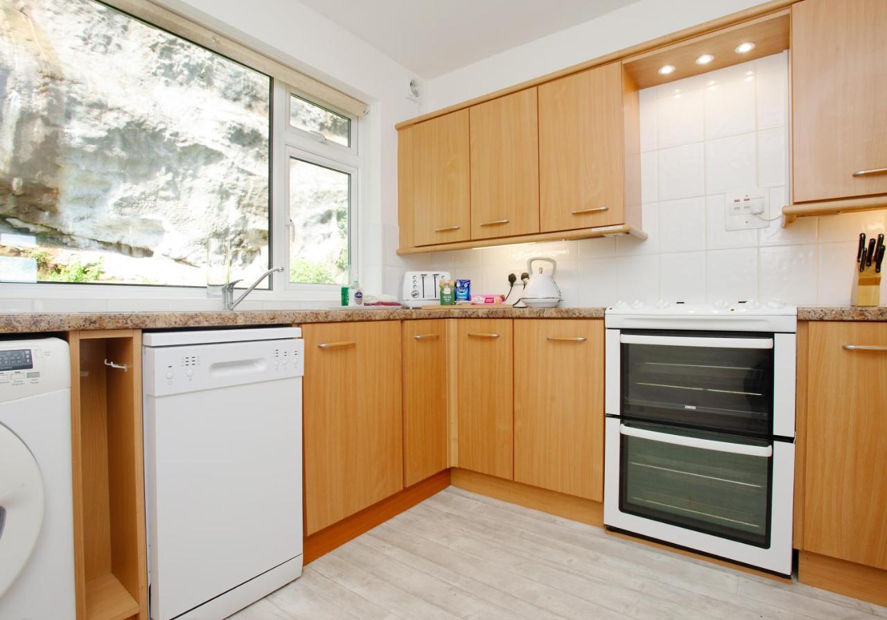 Harbour Apartment At 6 Dolphin Court With Parking 브릭섬 외부 사진